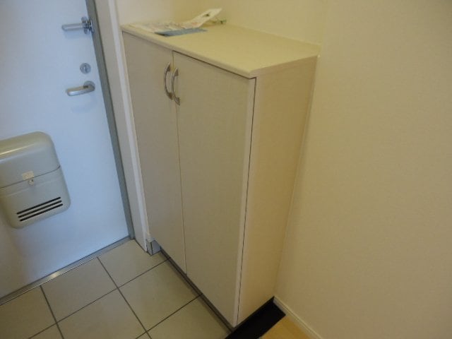 下駄箱 グランチェスタ鷹子