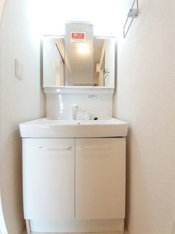 ゆったりとスペースのある洗面所 ウィンディア