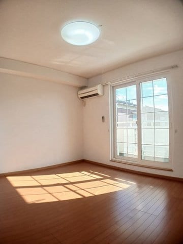 内装は落ち着いています フルール　Ａ