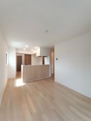  ディアコート東方