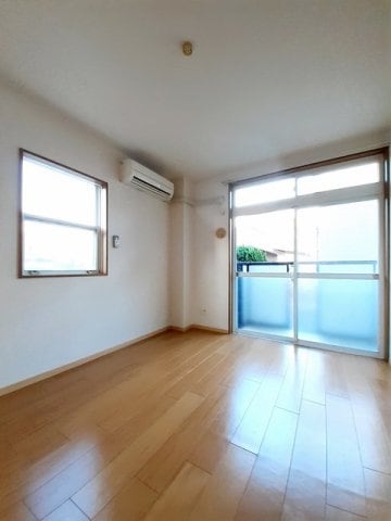 きれいな内装です エスポワール　エル