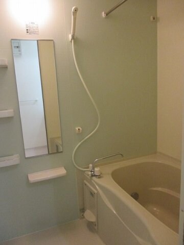 お風呂です ガーデンヒルズ・ＬａＬａ　Ａ