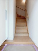 毎日通る玄関はこちらです グルニエ　ドール　Ⅱ