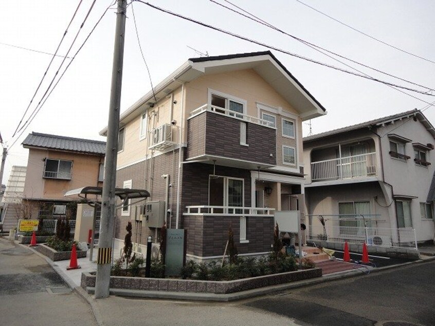 外観は落ち着いています ジェルメ・Ｎ