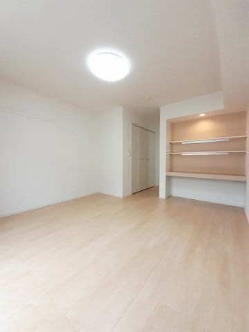 明るい色調の室内です セント・クロノス