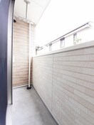 バルコニーからの眺めを楽しみながら食事をしませんか セント・クロノス