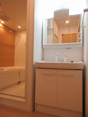 コンパクトで使いやすい洗面所 フェリーチェ　Ⅰ