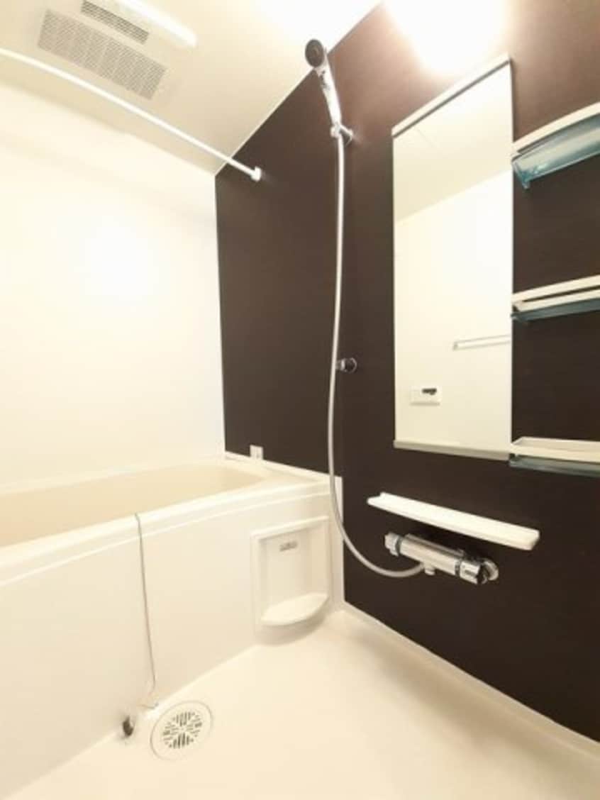 ゆったり過ごせるお風呂です マルグリット