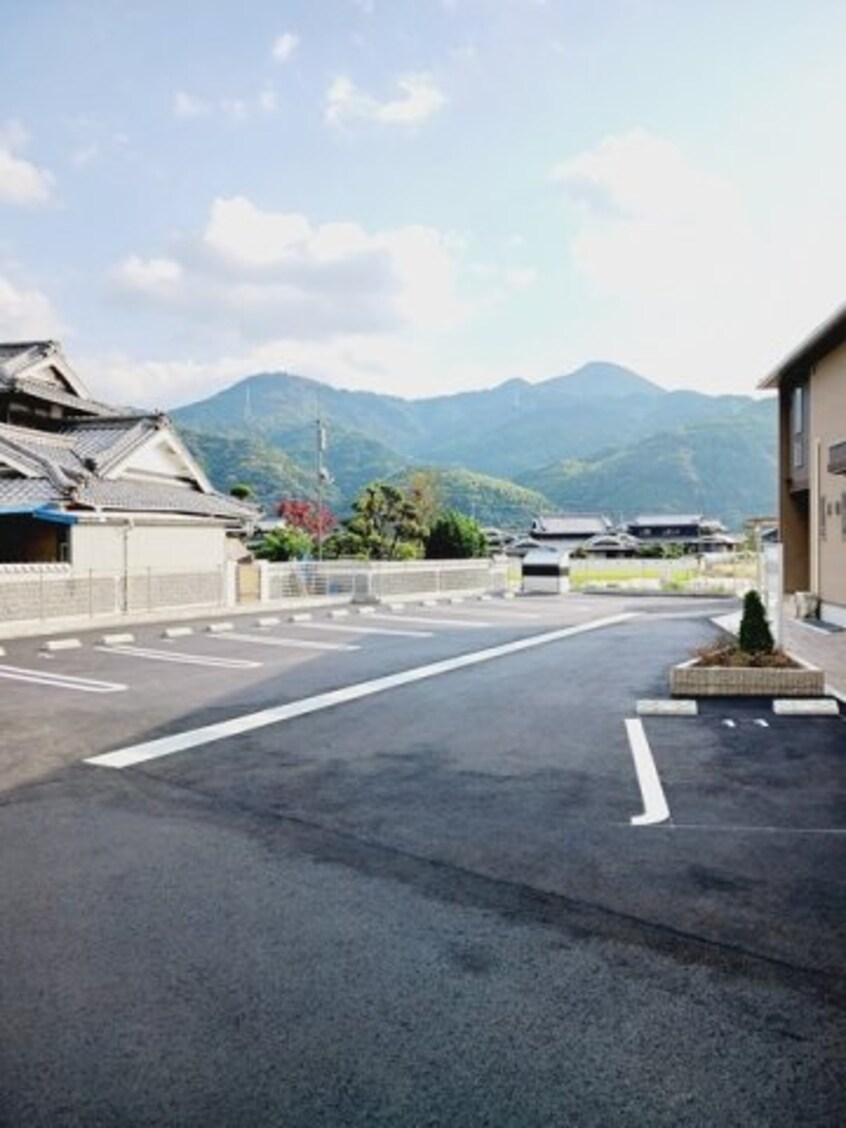 駐車場です メゾン・モンタン