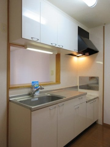 お料理しやすいキッチンです リヴァーパークⅡ　Ｃ