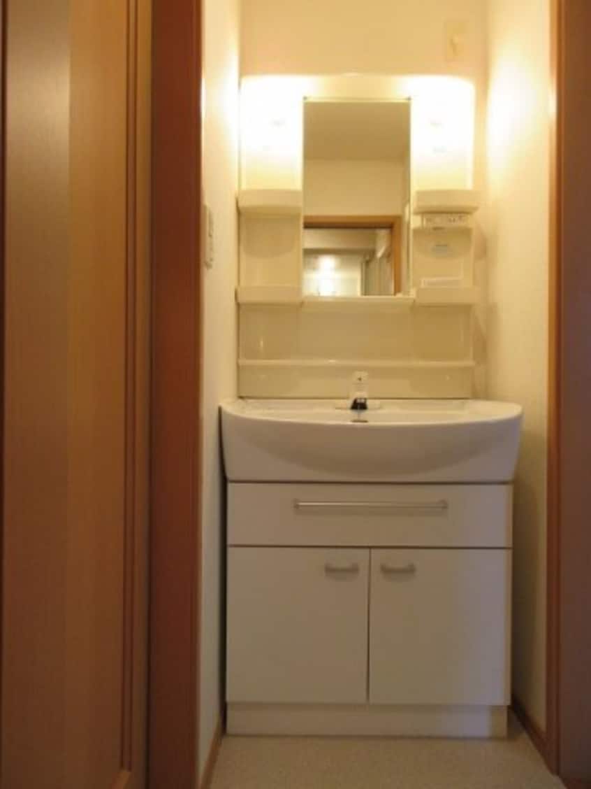 広い洗面スペース リヴァーパークⅡ　Ｃ