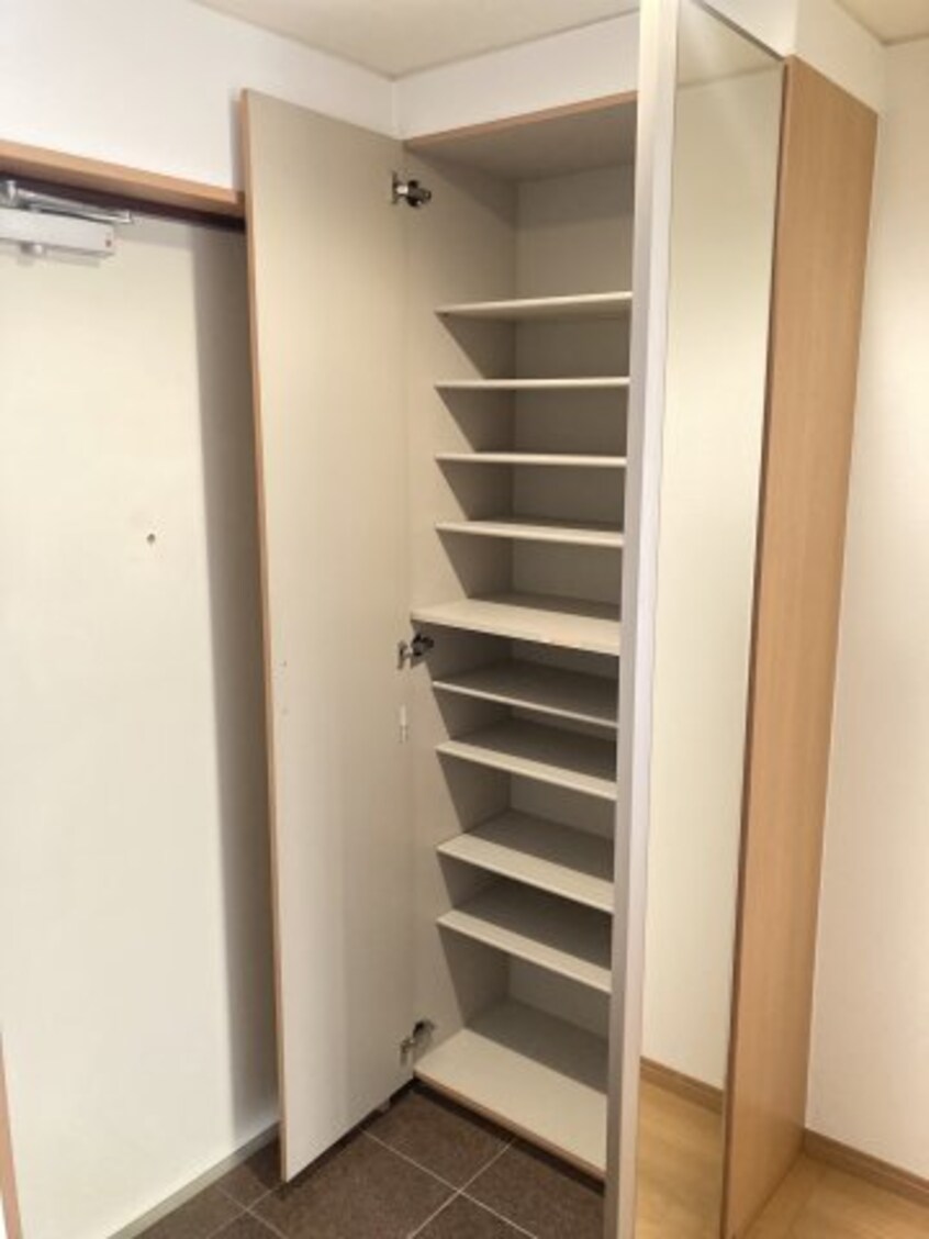  ブライム　シャノン・