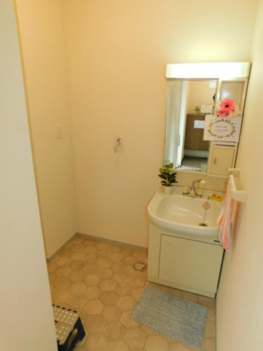  メゾン･ベルラルジュ　カトレア館