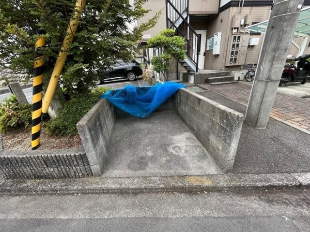  メゾン･ベルラルジュ　カトレア館