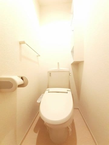 コンパクトで使いやすいトイレです キャピトゥール
