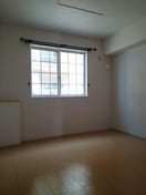 過ごしやすい室内です グルニエ　ドール　Ⅱ