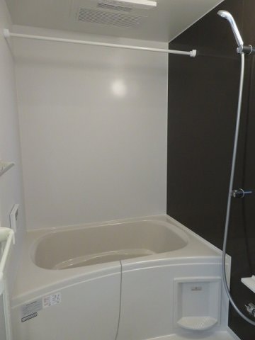 日々の暮らしに欠かせないお風呂です サンシャルムつばき