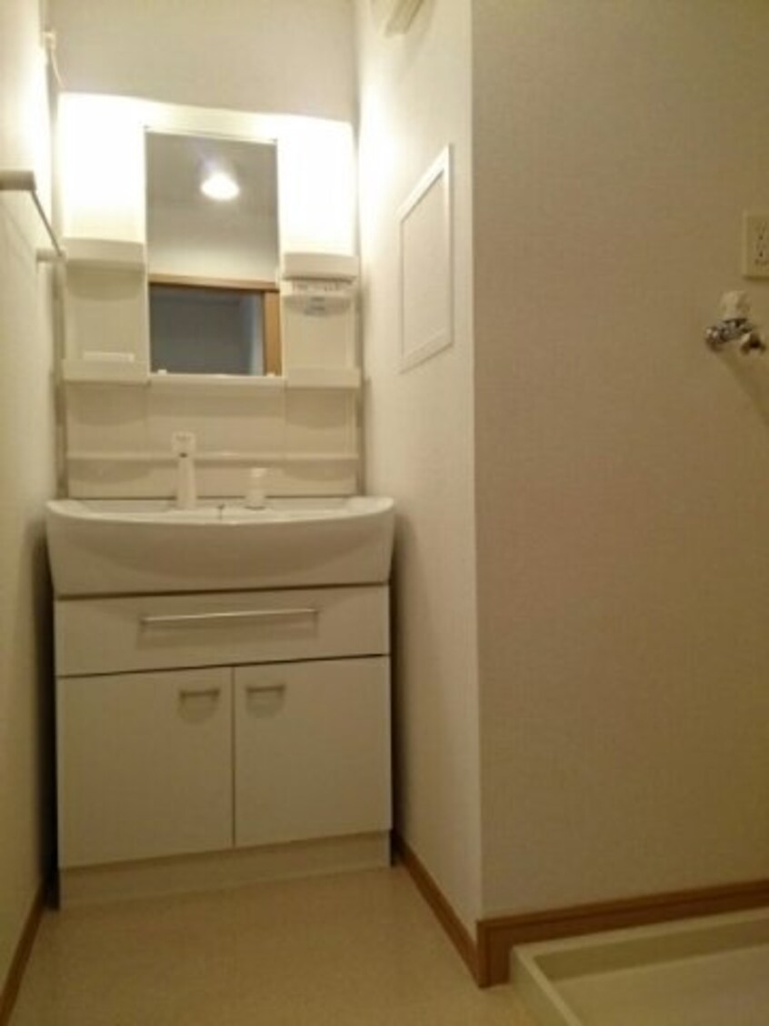 脱衣スペースもあります フルール　Ａ