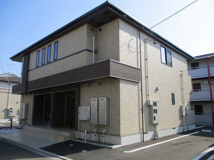 外観もきれいです リベラメンテ　Ⅰ