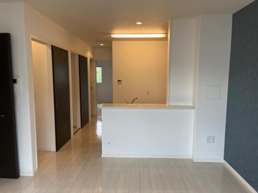 リビング ファミーユコート