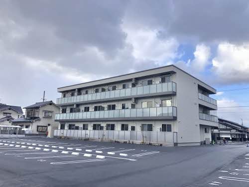  シャーメゾンステージ古川西　A