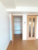 収納豊富です ヴィヴァーチェ東石井