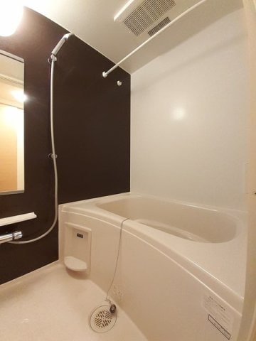 コンパクトで使いやすいお風呂です Ｙ・Ｔ８８