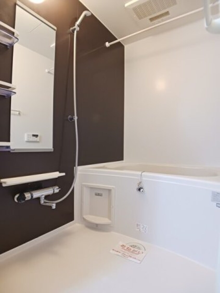 ゆったり過ごせるお風呂です エル・クレール　Ⅰ