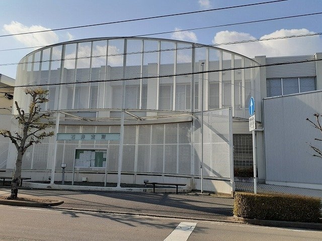 松山市役所石井支所様まで450m カーサ．ストーリア．Ａ