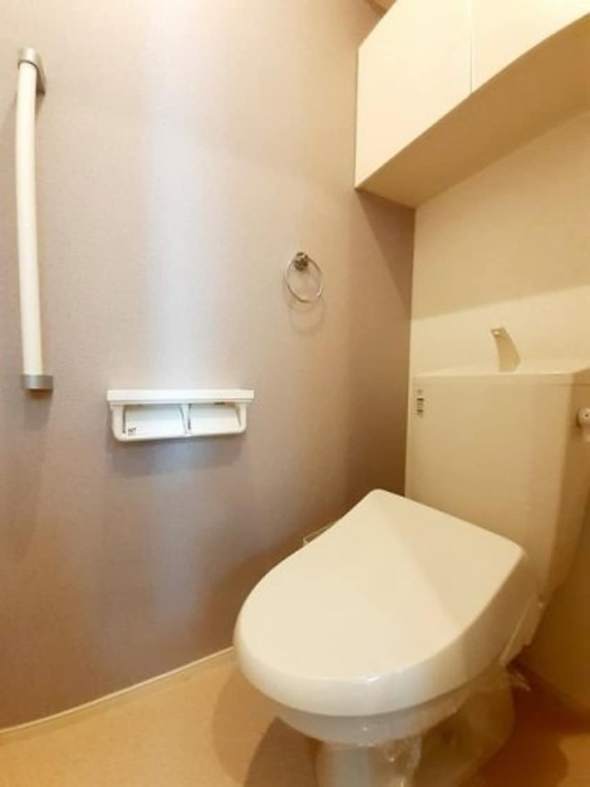 コンパクトで使いやすいトイレです クレメント　Ⅲ