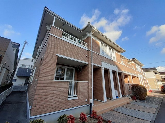 外はこのようになっています ピエタ・フィリアーレ椿　Ｂ