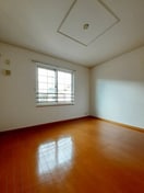 明るい室内です マリオン松末