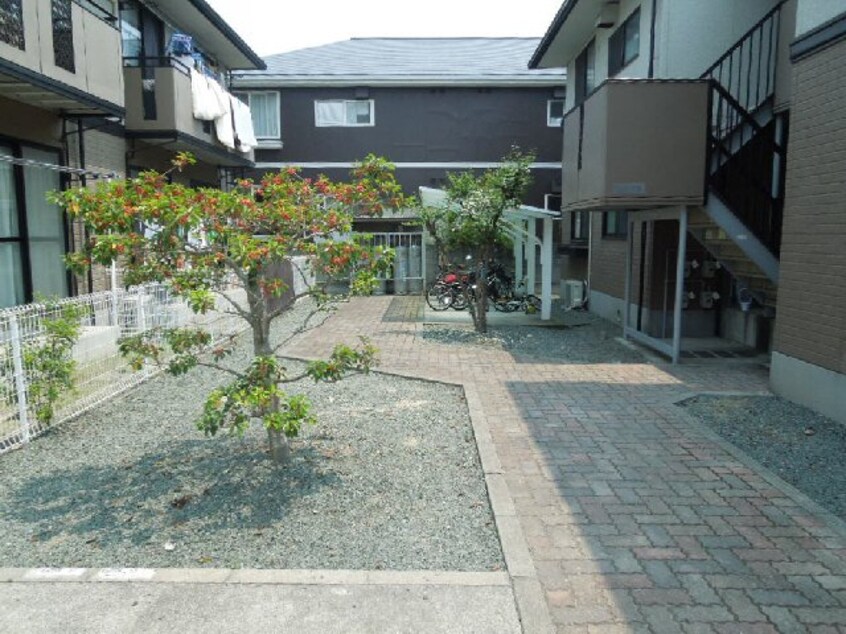 エントランス部分 メゾン・ベルラルジュ オンシジューム館