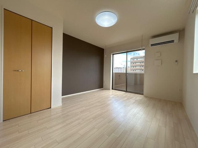 室内 ユーロピュア　西山