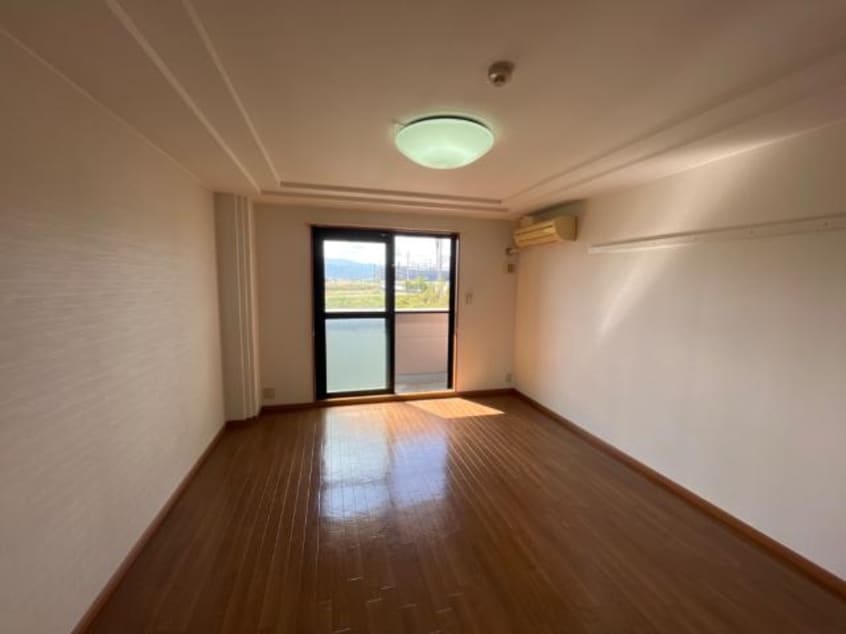 室内 プラムガーデン Sin