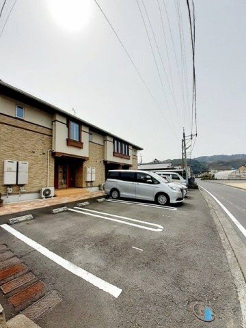 駐車場に車を止められます コンフォート麻生
