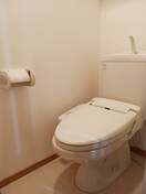 ゆったりとした空間のトイレです プリムローズ小坂