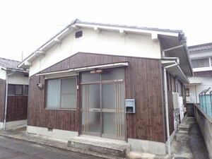居相日野貸家・