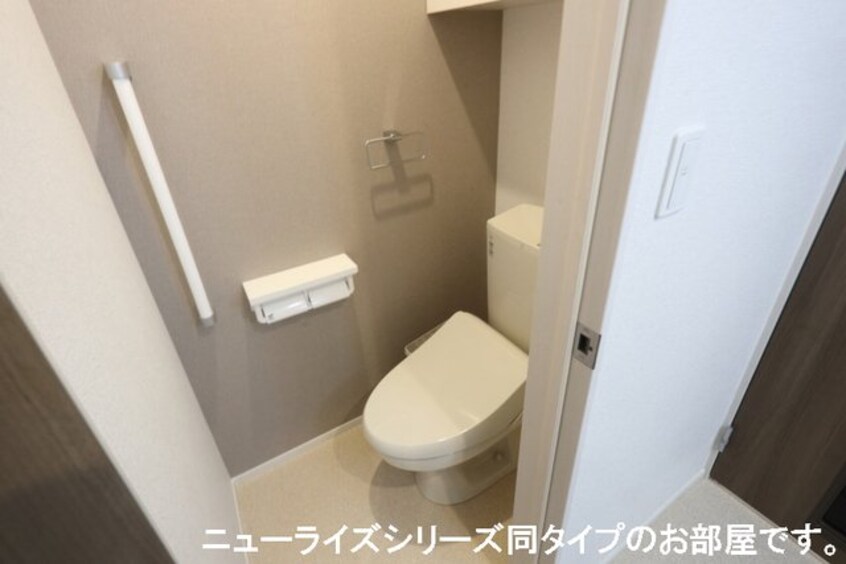 コンパクトで使いやすいトイレです ヴィラ・シュシュ