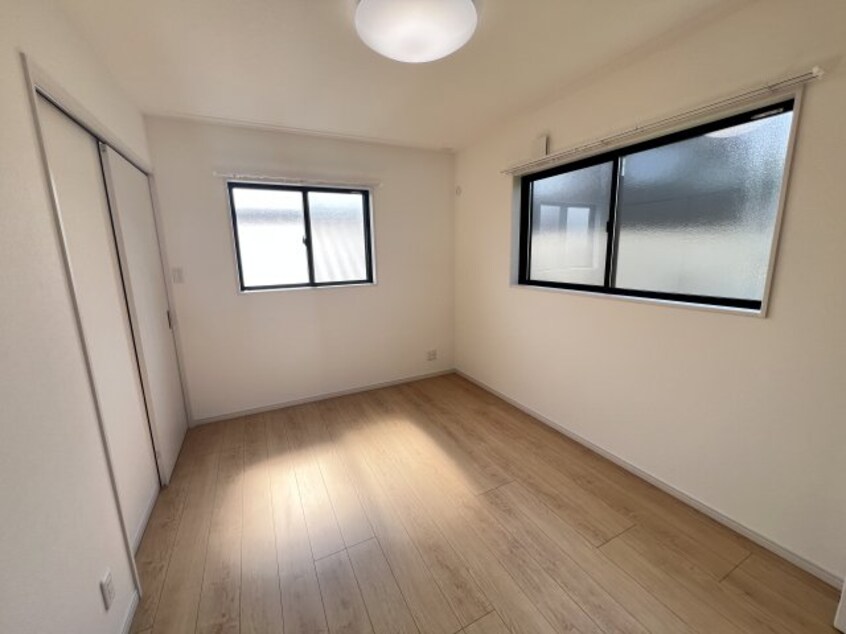  サンライト鷹子