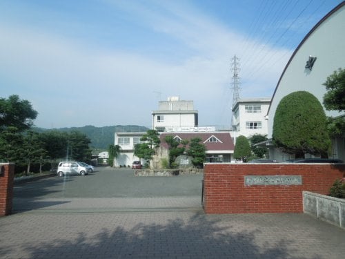 松山市立北久米小学校(小学校)まで792m 伊予鉄道横河原線/久米駅 徒歩4分 1階 築54年