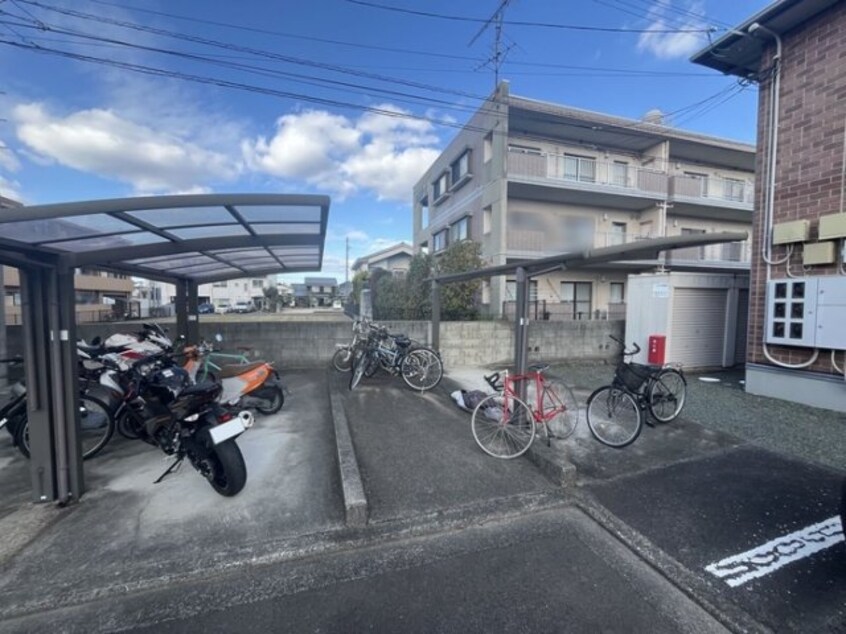 リビングタウン北土居　Ｃ棟