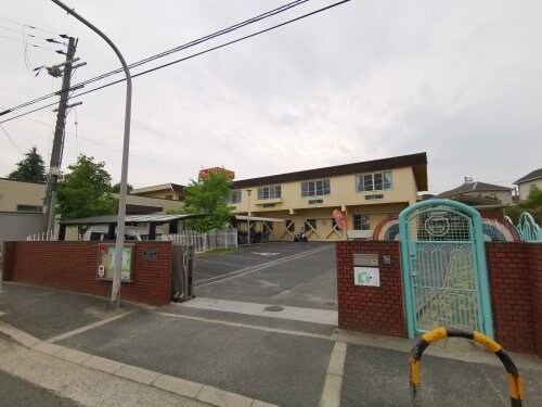 北野田こども園(幼稚園/保育園)まで719m クレールタウンC棟