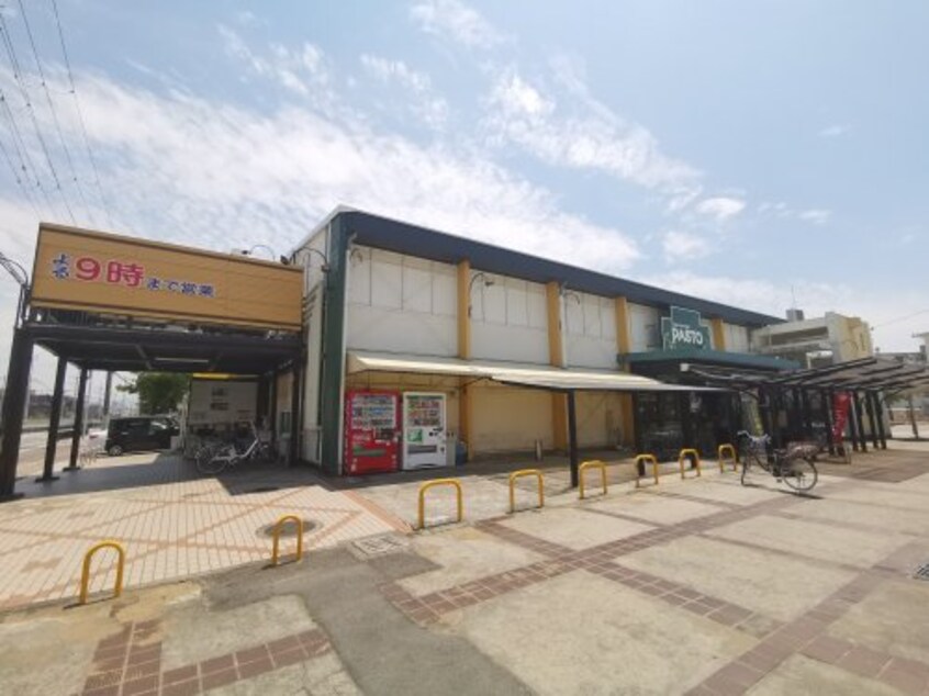 SUPERMARKET Sunplaza(スーパーマーケットサンプラザ) パスト 白鷺店(スーパー)まで674m 南海高野線/初芝駅 徒歩10分 1階 築16年