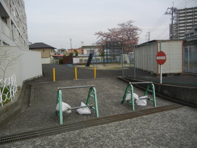  泉北高速鉄道/泉ケ丘駅 徒歩10分 7階 築49年