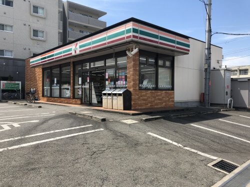 セブンイレブン 堺深井沢町店(コンビニ)まで546m フジパレス水池