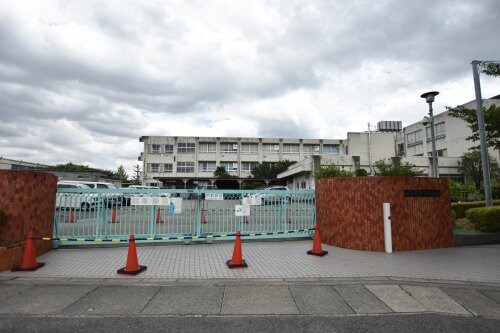 堺市立土師小学校(小学校)まで853m L’abitazione