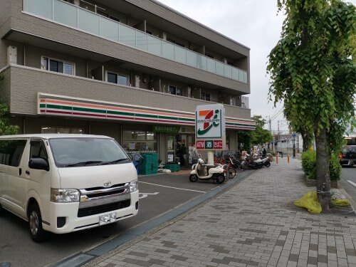 セブンイレブン 大阪狭山市駅前店(コンビニ)まで424m 山本ハイツ