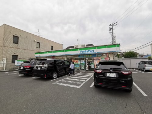 ファミリーマート 堺草尾店(コンビニ)まで399m 南海高野線/北野田駅 徒歩22分 3階 築34年