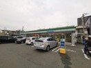 ファミリーマート 堺日置荘原寺店(コンビニ)まで729m コテージ原寺